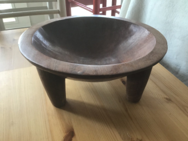 Traditional, Carved Kava Kava Bowl from Fiji in Arts & Collectibles in Bridgewater - Image 2