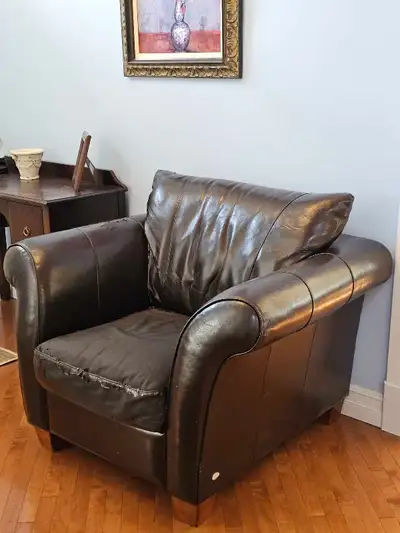 Brown chair: free for pick up, View more