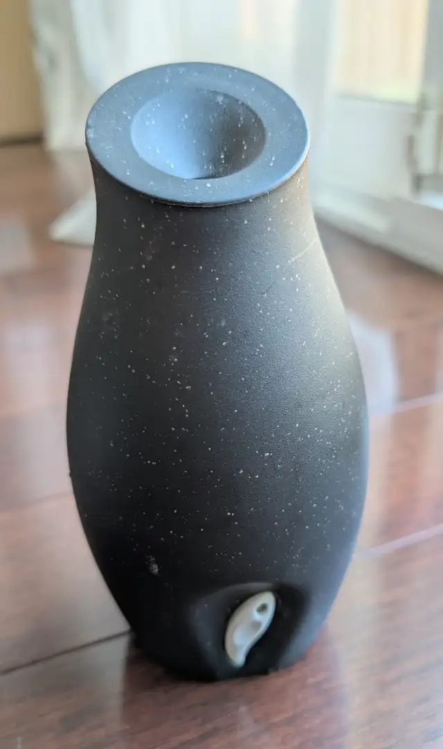 Glade Automatic Air Freshener Spray Black Vase Like New Conditio64656289820417123