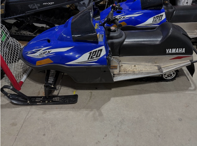 2015 Yamaha SRX 120 cc in great condition everything works as it should