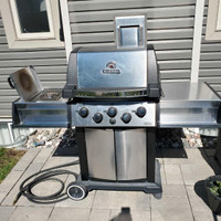 Broil King Sovereign 90 Nat Gas BBQ