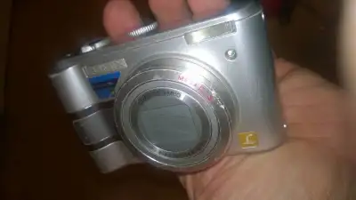 Panasonic Lumix Digital Cameras Panasonic Lumix DMC-LZ5S 6MP Digital Camera with 6x Image Stabilized...