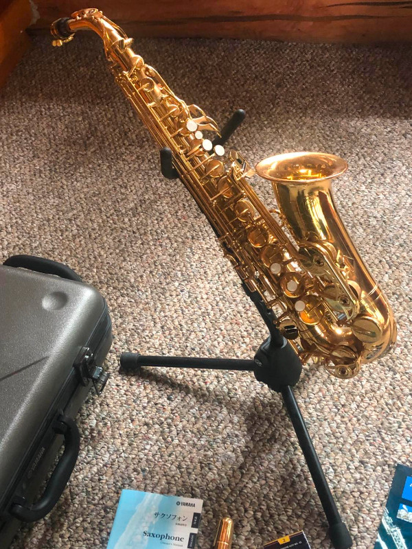 Yamaha Alto Saxophone- Like new* in Woodwind in Revelstoke - Image 2