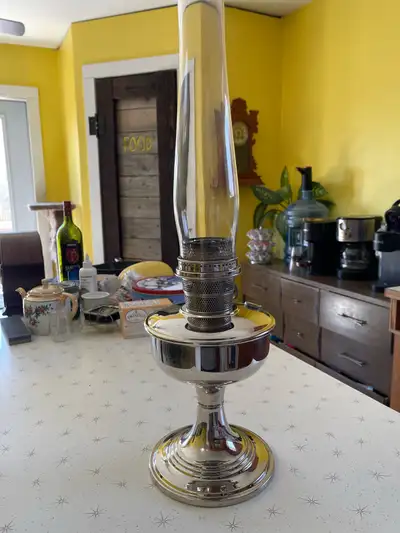 Aladdin lamp collector condition, View more