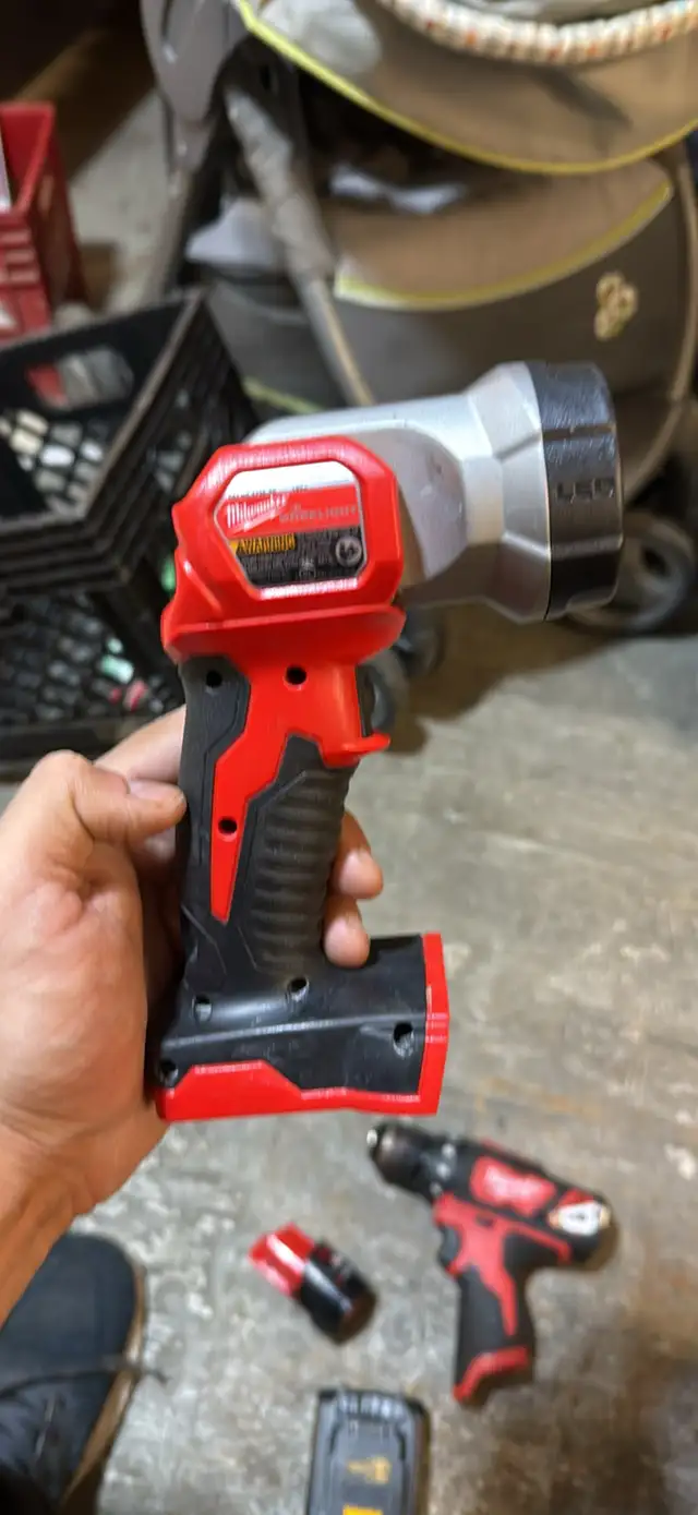 Milwaukee M12 Spotlight in Power Tools in London - Image 2