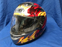 SHOEI DOT FMVSS 218 Motorcycle helmet 7-1/8" - 7-1/4" M 57-58cm