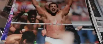 Bo Dallas Uncle Howdy WWE signed 8x10 pictures Lutte, View more