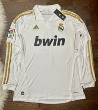 Real Madrid Retro 2011/12 Ronaldo Soccer Home Jersey - Vintage