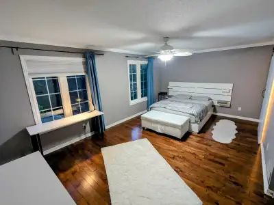 Furnished Spacious Master Bedroom - South Kanata