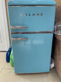 galanz mini fridge