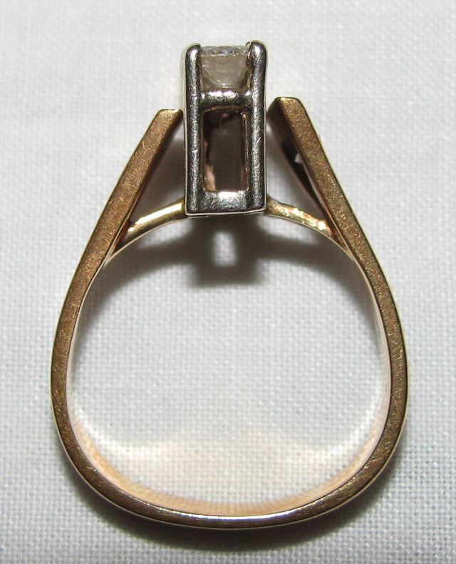 14K Yellow & White Gold Diamond Trinity Ring Sz. 4.5 15 Diamonds in Jewellery & Watches in Saint John - Image 4