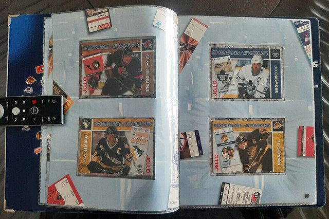 KRAFT HOCKEY ... 1995-96 Factory Set ... Hottest Ticket, Goalies in Arts & Collectibles in City of Halifax - Image 3