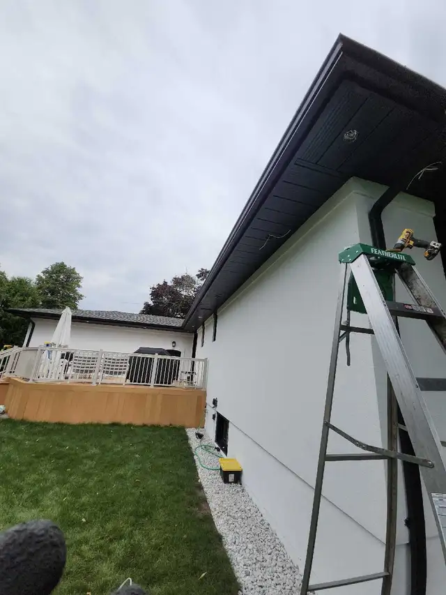 Potlight  & Electrical Services $4564840236337794123