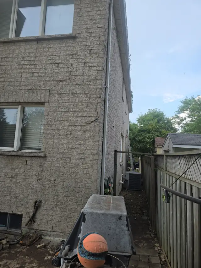 Lawn care services available GTA 647 677-1621