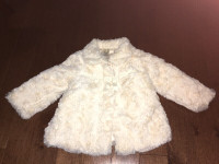 Girls George off-white super soft lined coat with bow. 12-18 mos