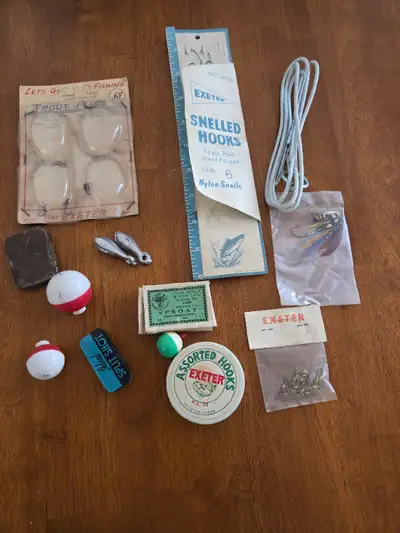 VINTAGE LOT OF FISHING ITEMS EXETER +, View more