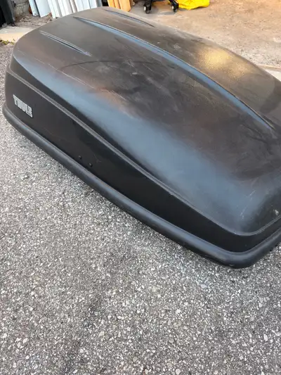 Thule rooftop cargo box for sale. Selling as I haven’t been using it as often as I would like. This...