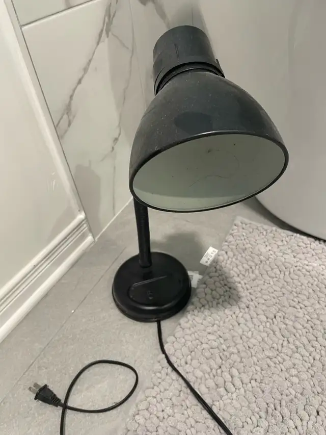 Kids bed or study table lamp  in Home Décor & Accents in Ottawa - Image 2