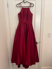Elegant Maxi Red dress!