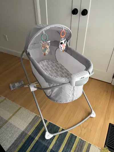 Fischer Price Bassinet Soothing ViewProjection Travel Crib, View more