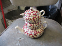 1950s LORD NELSON ROYAL BROCADE STACKING TEAPOT $60 NEEDS TLC