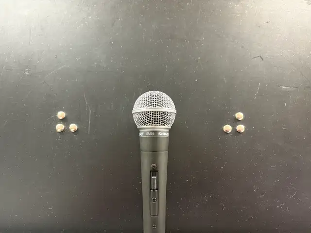 Female Singers Wanted