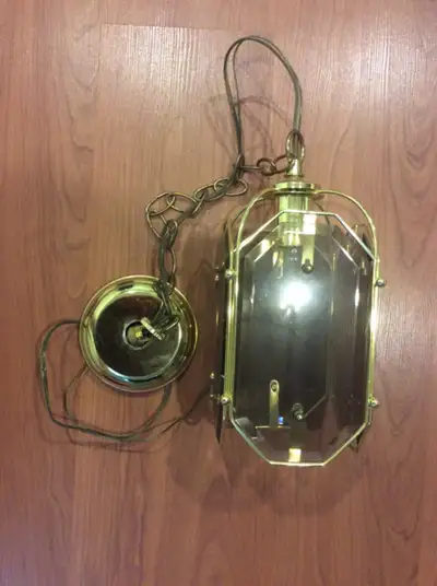 Hanging lamp & power bars, View more