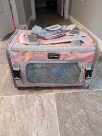 New - small pet carrier - pink