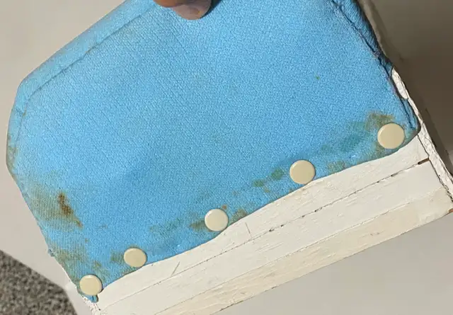 Vintage Barbie Size Fashion Doll Bed with Mattress in Toys & Games in Mississauga / Peel Region - Image 9