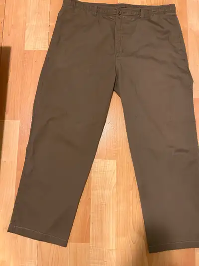 Men’s Pants Medium $10, khaki beige casual polyester cotton blend pants, drawstring waist, see measu...