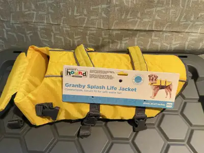 New dog life jacket size M, View more