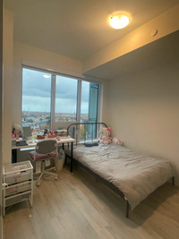 Mississauga condo room rent (sublet) nearby UTM
