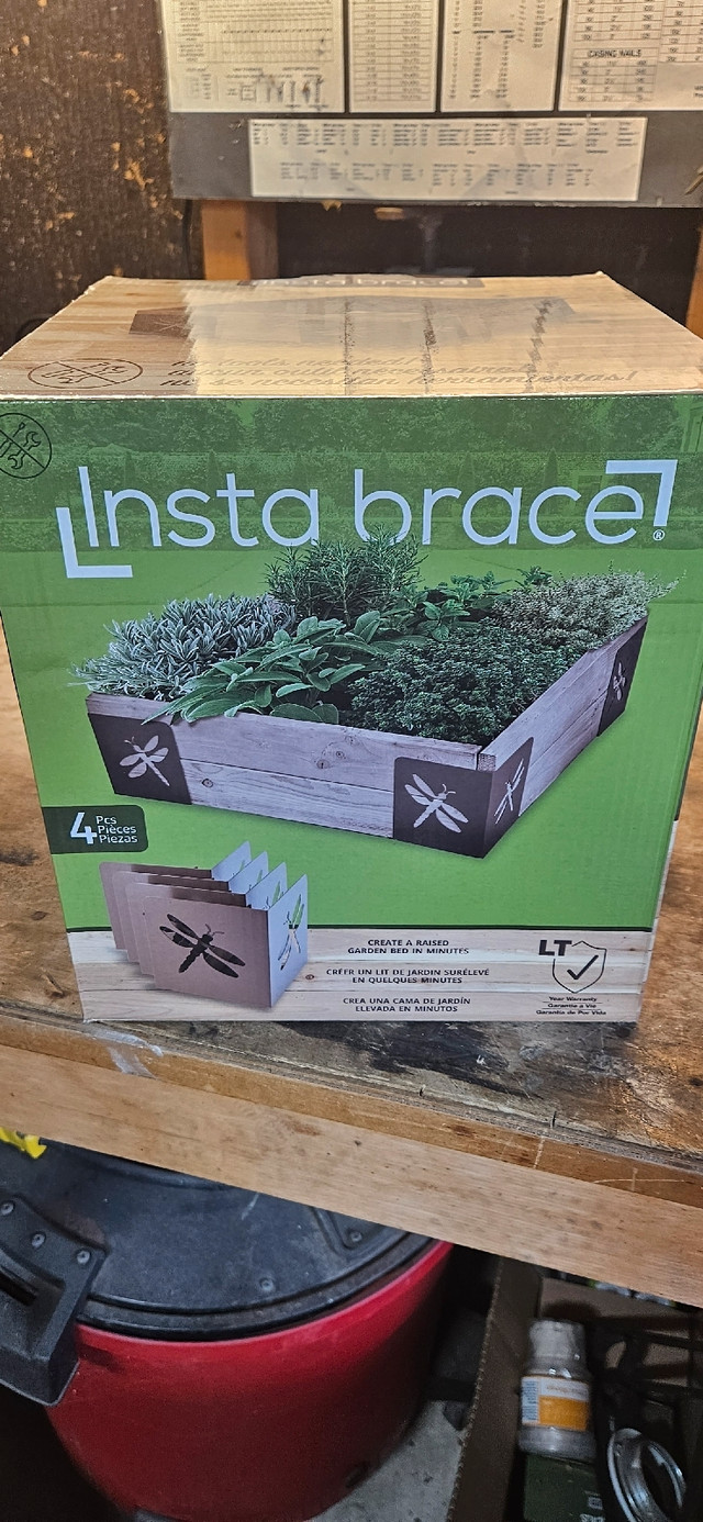 60% OFF! Raised garden brackets in Plants, Fertilizer & Soil in Oshawa / Durham Region - Image 3