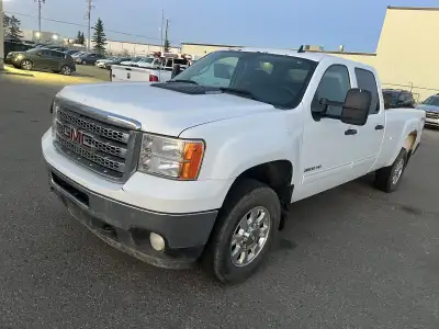 engine problem im not mechanic dont ask me what problem have the engine it long box 4x4 clean title