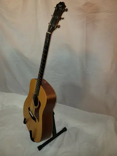 Guitar Taylor Big Baby BBT, View more