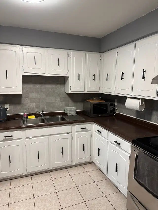 Private Room for  Rent in Room Rentals & Roommates in Kitchener / Waterloo - Image 10
