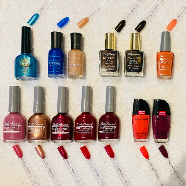 Nail Polish Lot 13x *** Vernis à Ongles Lot 13x dans Santé et besoins spéciaux  à Laval/Rive Nord