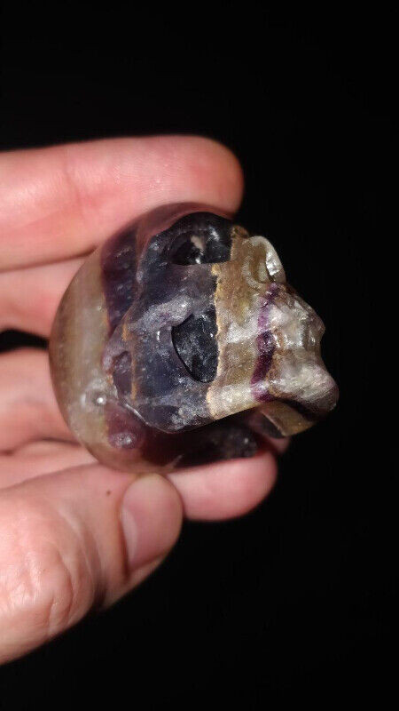 Skull Carving Purple Fluorite Crystal Gemstone Healing Pendant in Arts & Collectibles in City of Toronto - Image 2