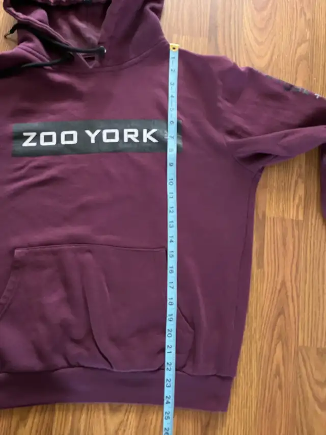 Zoo York men’s small hoodie, streetwear, burgundy in Men's in Oshawa / Durham Region - Image 8