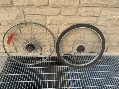 Item 1 - $ 15 JoyTech hub - Aluminum Alloy Rim Make: Shining (A-6N) - 25.5 “ Rear Rim with 6 gear sp...