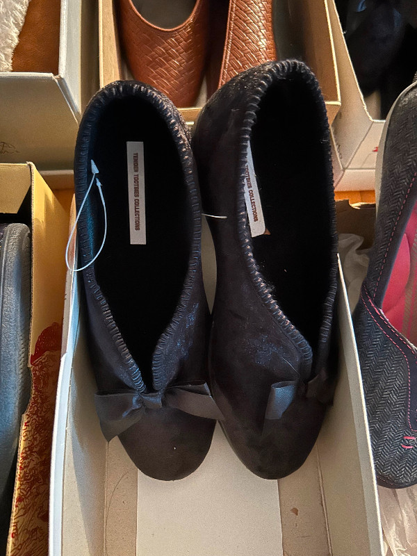 Lot de chaussures NEUVES pour femmes dans Femmes - Chaussures  à Laval/Rive Nord