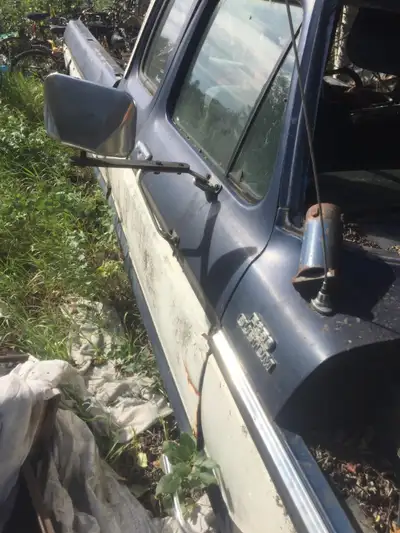 Ford F250 Custom pickup truck. PLEASE read the ad carefully My name - My name is Matt Peter. You can...