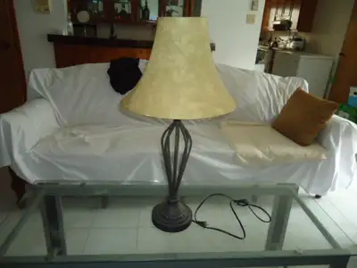 **COFFEE TABLE WITH GLASS TOP & TABLE LAMP **, View more