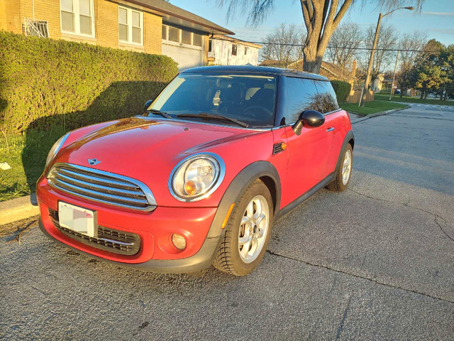 2013 Mini Cooper 6-speed manual with Safety Certificate  in Cars & Trucks in City of Toronto