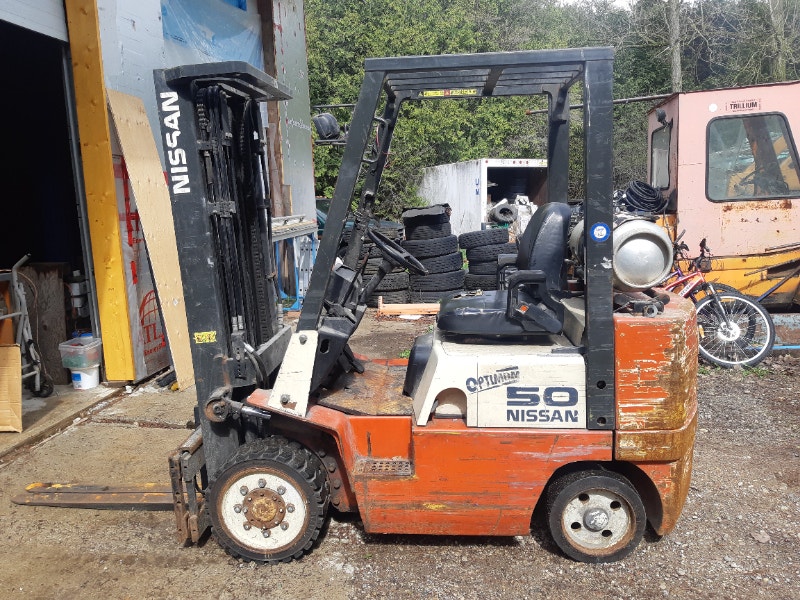 Nissan Forklift 5000lb with Sideshift, Max lift 4.75m 188inch Heavy