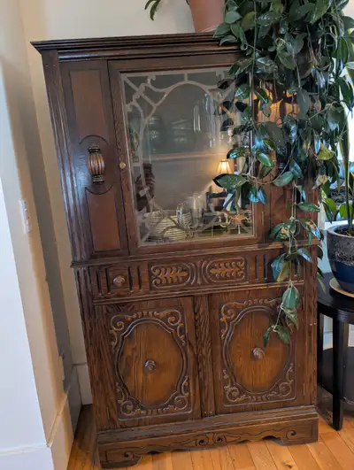 Beautiful matching antique dining room furniture set for sale. This solid wood set features traditio...