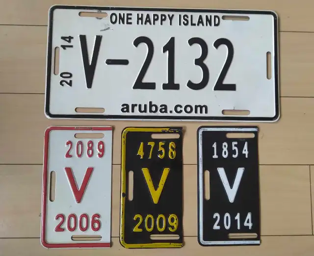 Aruba Car Plate >> Located in Shediac in Arts & Collectibles in Moncton - Image 2