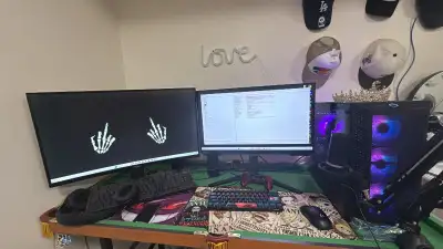 full gaming set up, View more