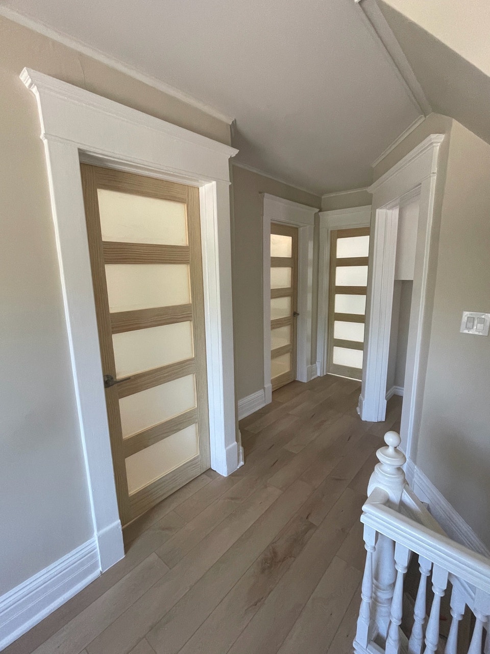 Beautifully Renovated 3 Bed, 2 Bath Detached Home – Owen 4