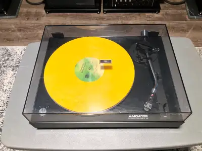 MITSUBISHI DP-420 vintage turntable record player, View more